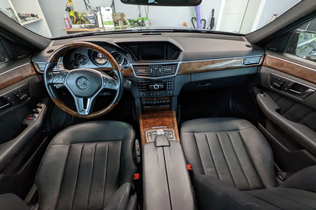 2012 Mercedes-Benz W212 E-Class - Image 26 of 31