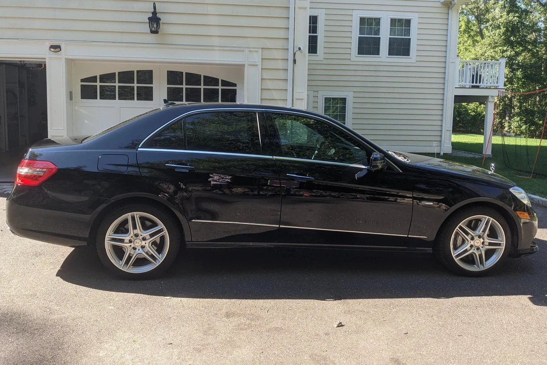 2012 Mercedes-Benz W212 E-Class - Image 3 of 31