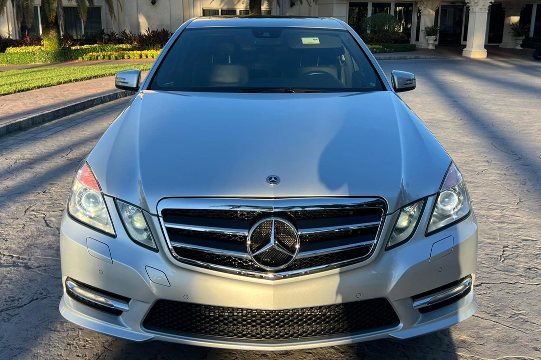 2012 Mercedes-Benz W212 E-Class - Image 2 of 31