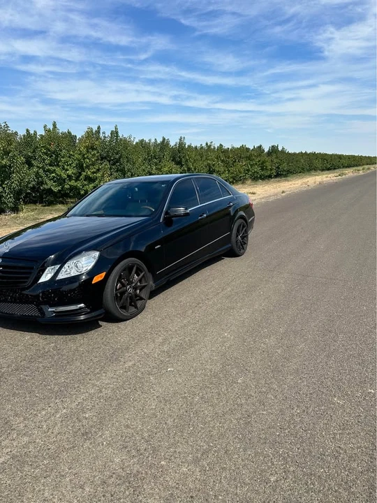 2012 Mercedes-Benz W212 E-Class - Image 2 of 8