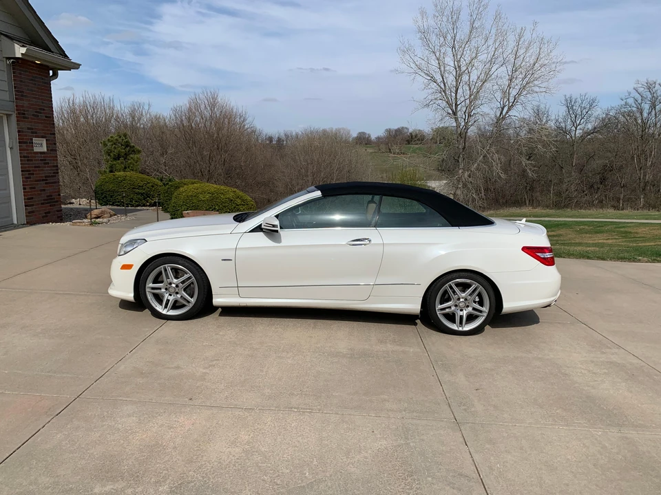 2012 Mercedes-Benz C207/A207 E-Class Coupe & Convertible - Image 18 of 31