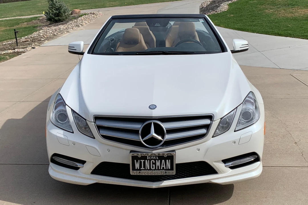 2012 Mercedes-Benz C207/A207 E-Class Coupe & Convertible - Image 2 of 31