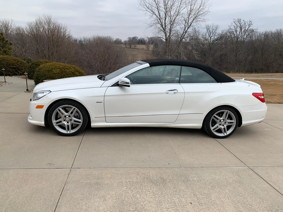 2012 Mercedes-Benz C207/A207 E-Class Coupe & Convertible - Image 16 of 31