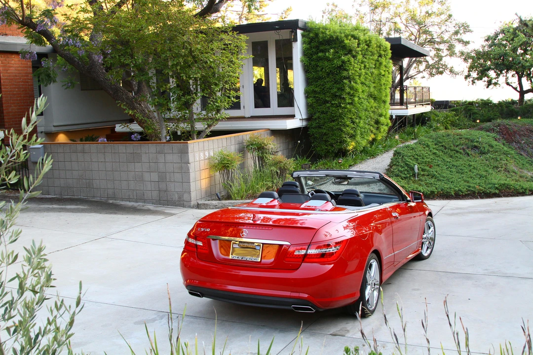 2012 Mercedes-Benz C207/A207 E-Class Coupe & Convertible - Image 18 of 31