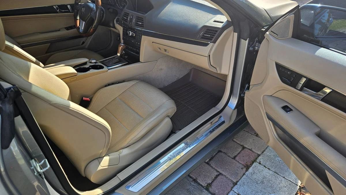 2012 Mercedes-Benz C207/A207 E-Class Coupe & Convertible - Image 9 of 10