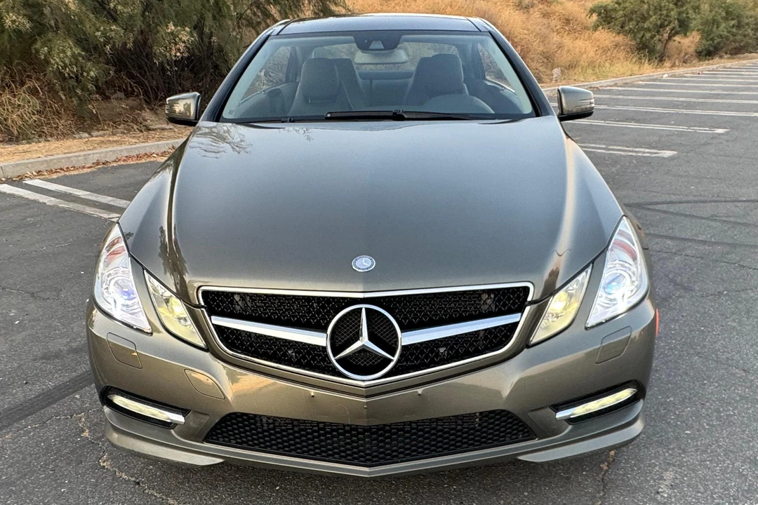 2012 Mercedes-Benz C207/A207 E-Class Coupe & Convertible - Image 2 of 31
