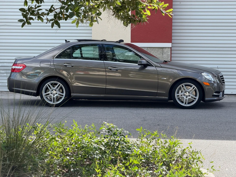 2012 Mercedes-Benz W212 E-Class - Image 12 of 31