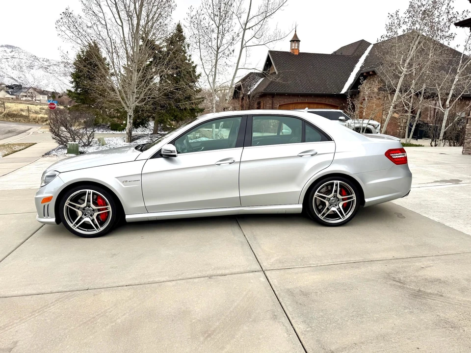 2012 Mercedes-Benz W212 E 63 AMG - Image 11 of 31