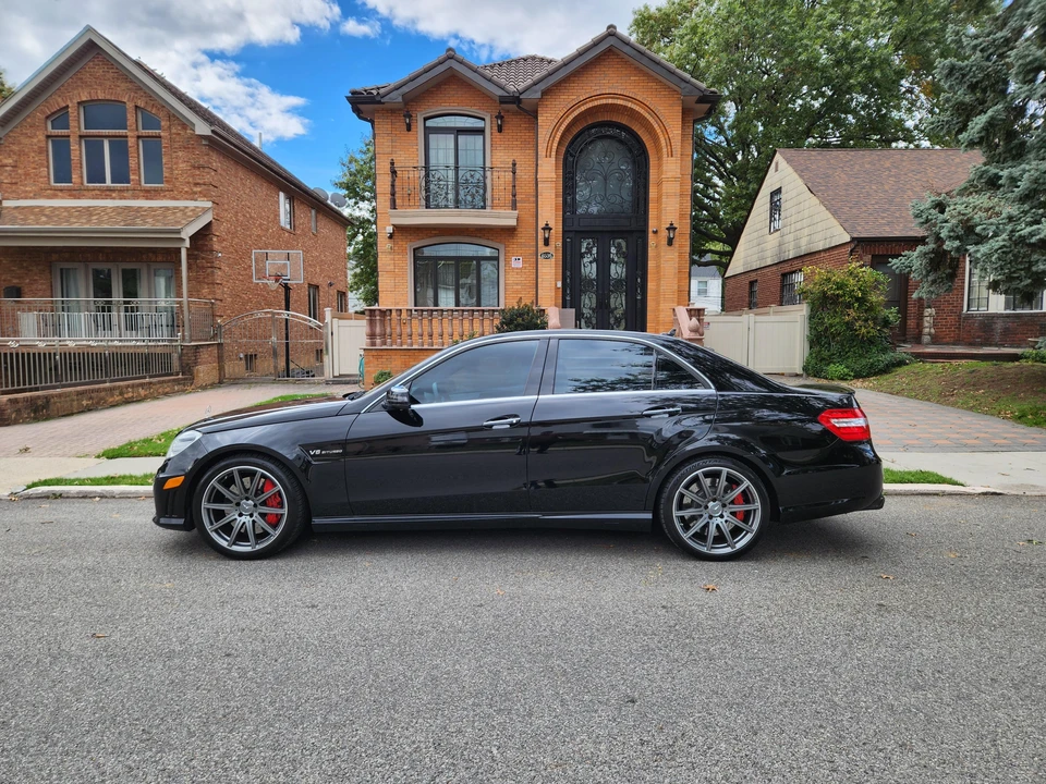 2012 Mercedes-Benz W212 E 63 AMG - Image 9 of 31