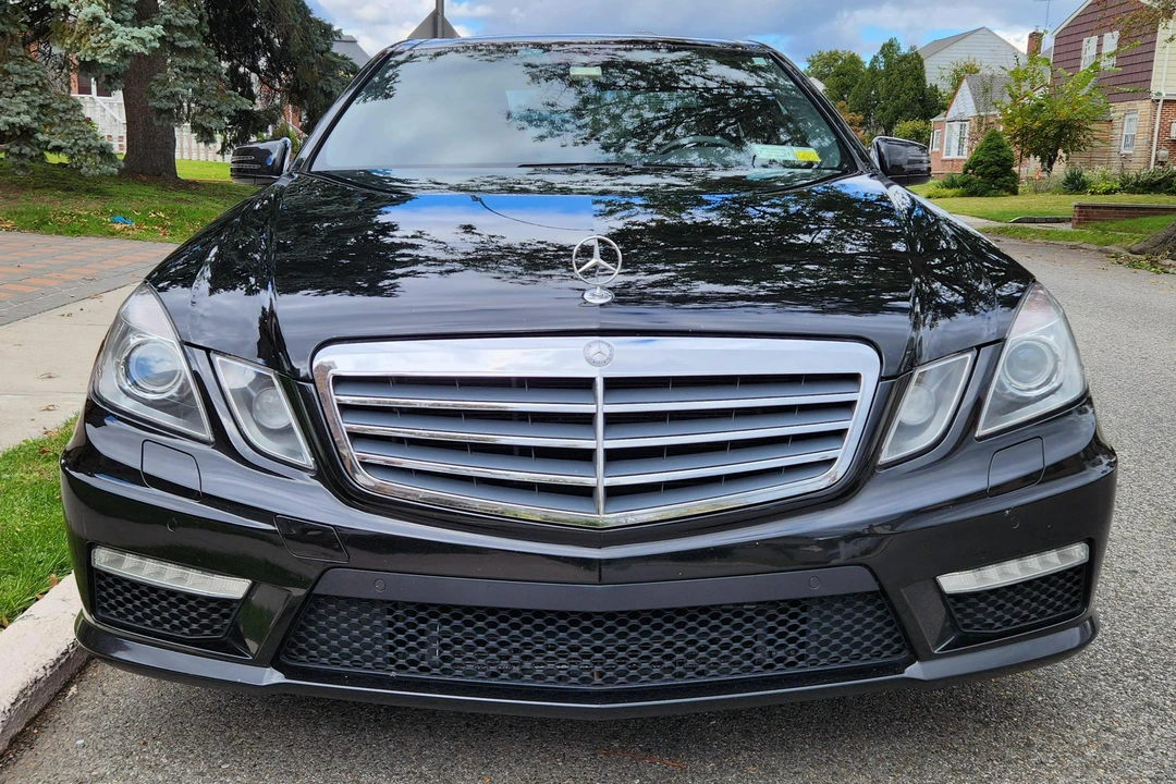 2012 Mercedes-Benz W212 E 63 AMG - Image 2 of 31