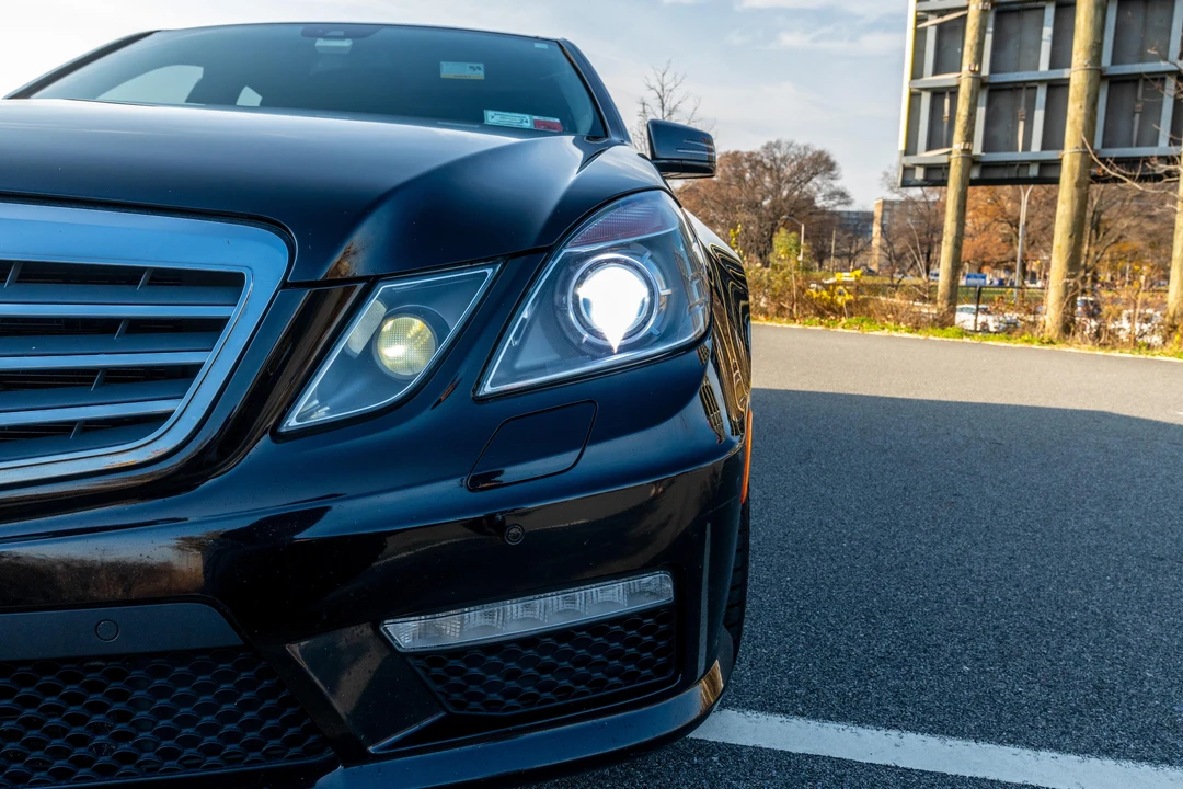 2012 Mercedes-Benz W212 E 63 AMG - Image 17 of 31
