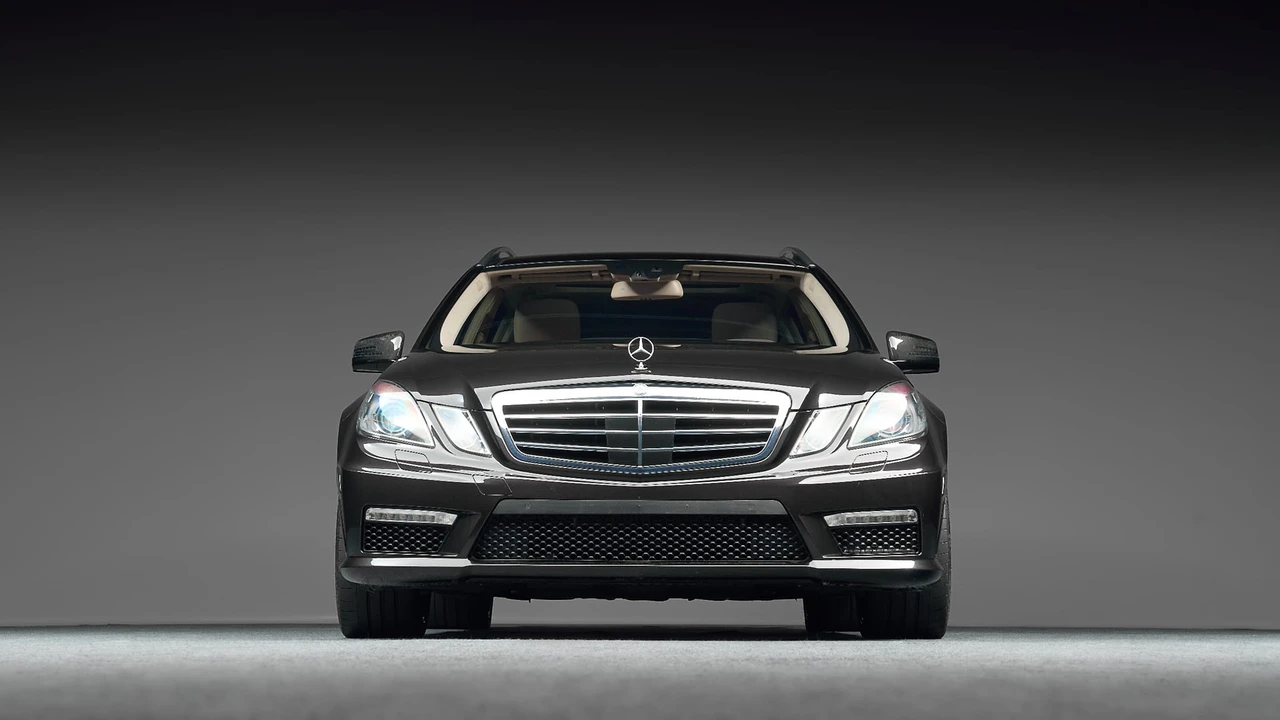 2012 Mercedes-Benz W212 E 63 AMG - Image 9 of 31