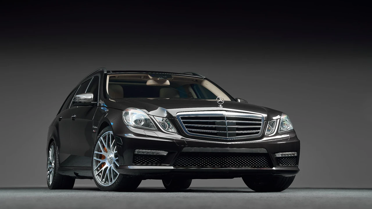 2012 Mercedes-Benz W212 E 63 AMG - Image 10 of 31