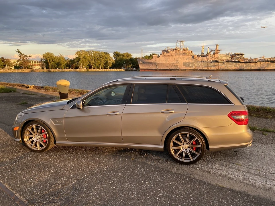 2012 Mercedes-Benz W212 E 63 AMG - Image 13 of 31