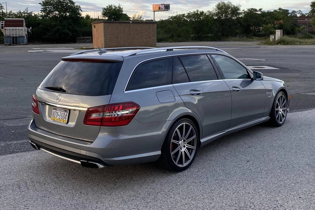 2012 Mercedes-Benz W212 E 63 AMG - Image 3 of 31