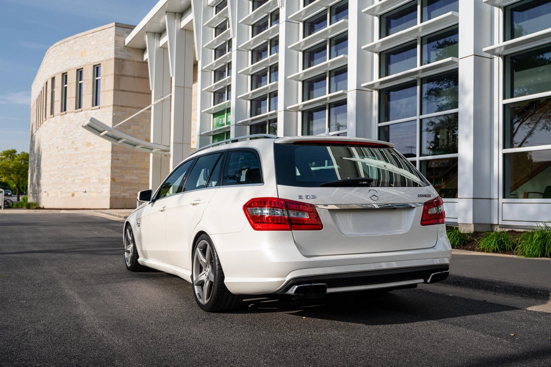 2012 Mercedes-Benz W212 E 63 AMG - Image 10 of 31