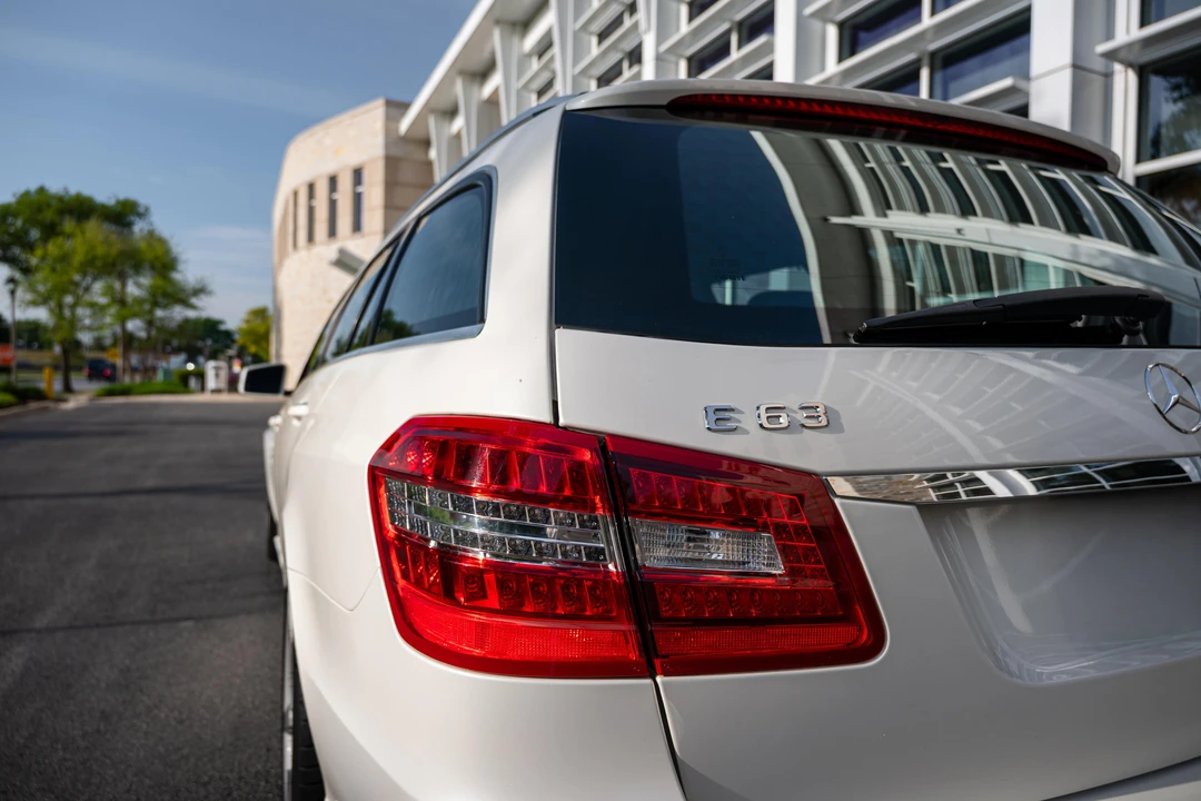 2012 Mercedes-Benz W212 E 63 AMG - Image 28 of 31