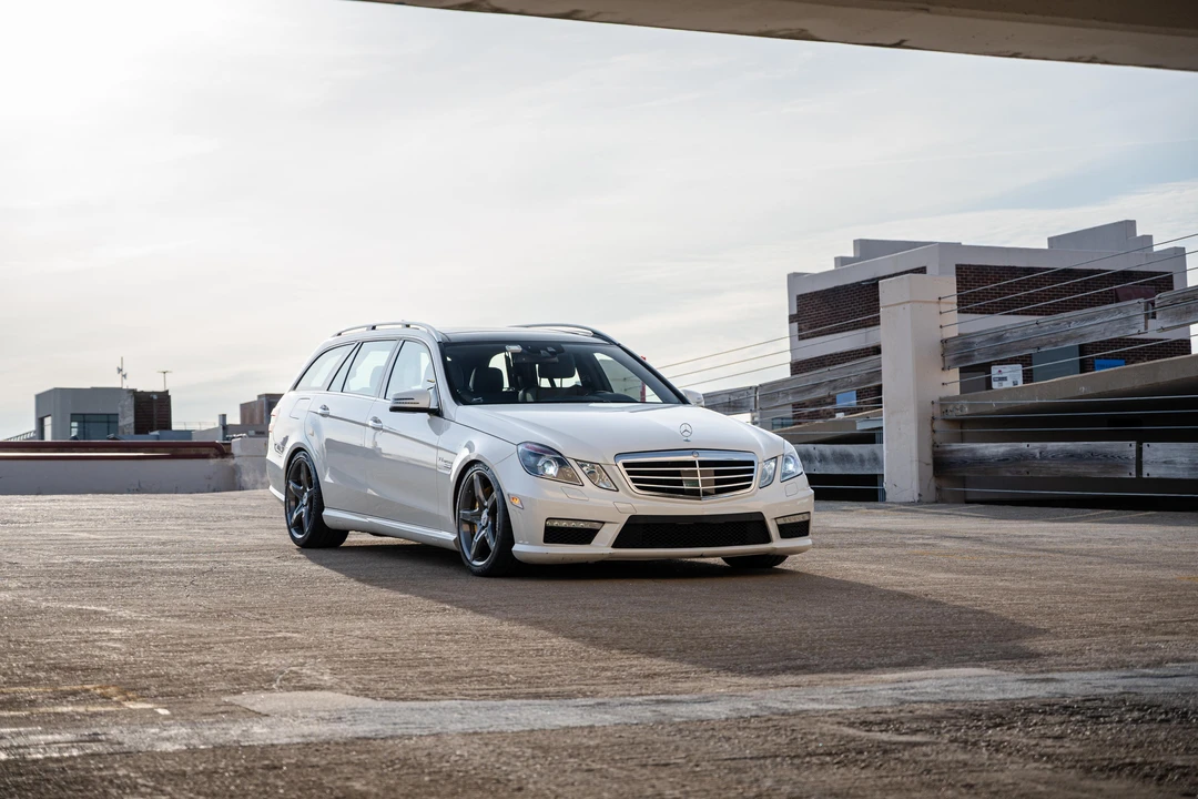 2012 Mercedes-Benz W212 E 63 AMG - Image 16 of 31