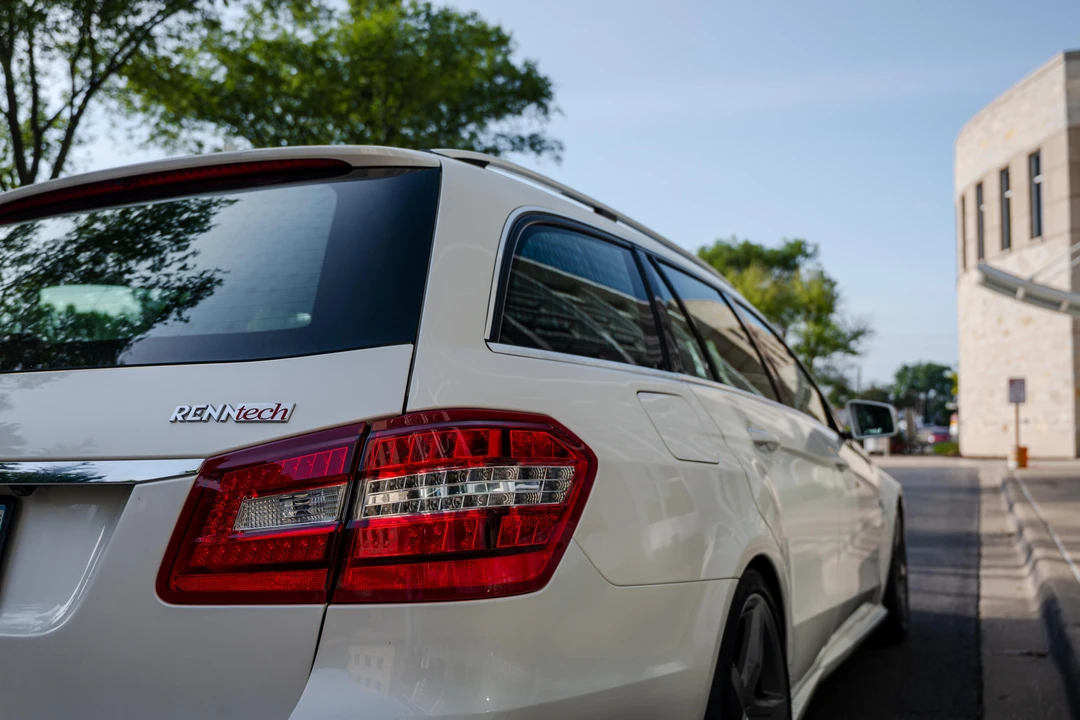 2012 Mercedes-Benz W212 E 63 AMG - Image 29 of 31