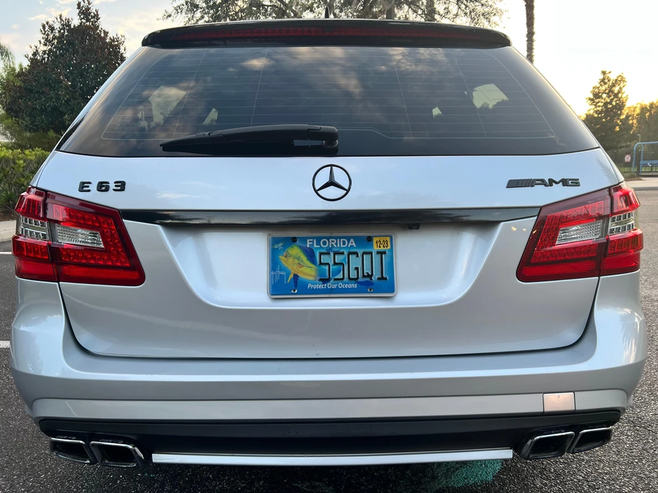 2012 Mercedes-Benz W212 E 63 AMG - Image 10 of 29