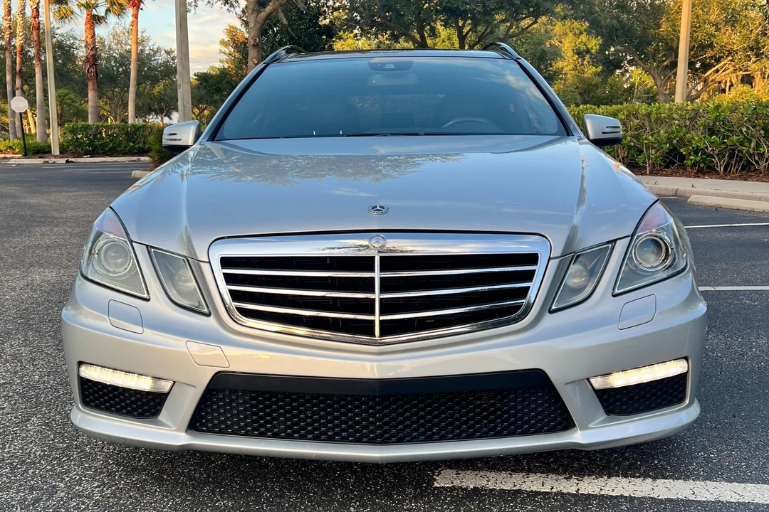 2012 Mercedes-Benz W212 E 63 AMG - Image 2 of 29