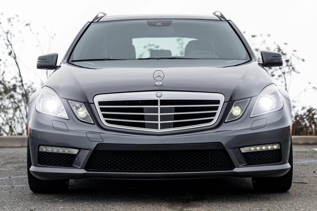 2012 Mercedes-Benz W212 E 63 AMG - Image 2 of 31