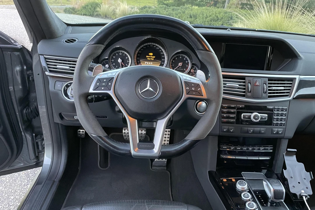 2012 Mercedes-Benz W212 E 63 AMG - Image 27 of 31