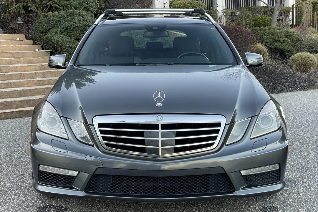 2012 Mercedes-Benz W212 E 63 AMG - Image 2 of 31
