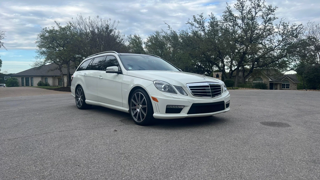 2012 Mercedes-Benz W212 E 63 AMG - Image 8 of 31