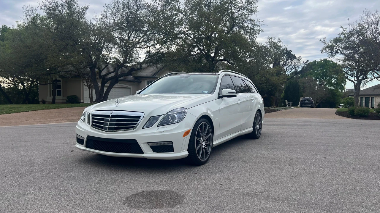 2012 Mercedes-Benz W212 E 63 AMG - Image 6 of 31