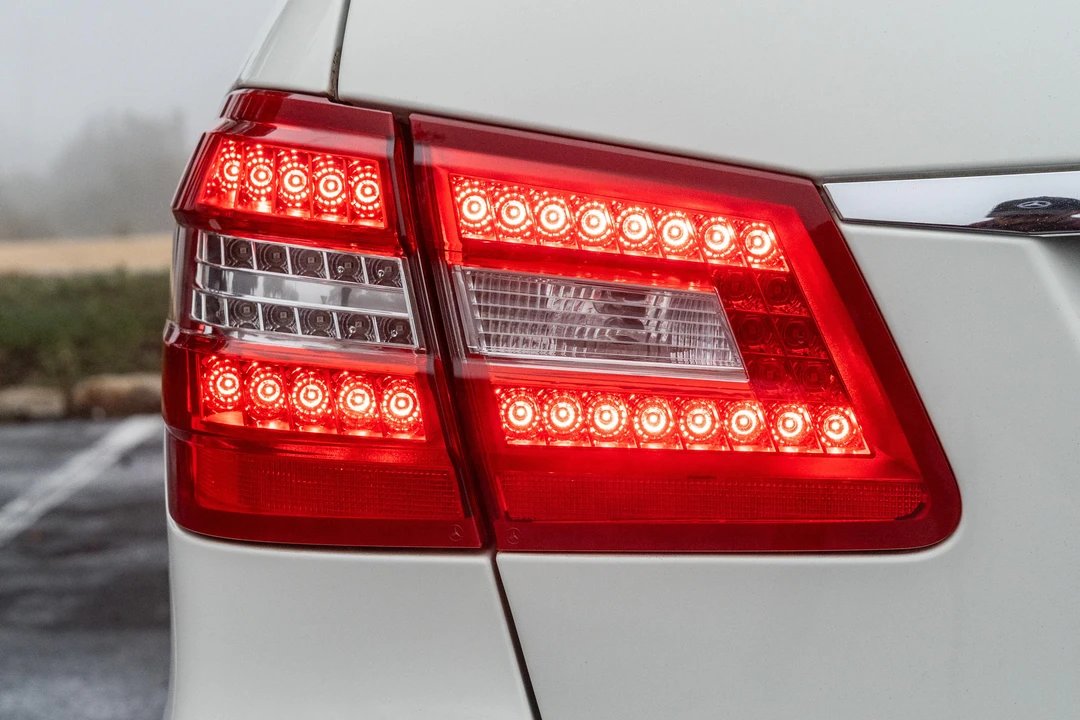 2012 Mercedes-Benz W212 E 63 AMG - Image 28 of 31