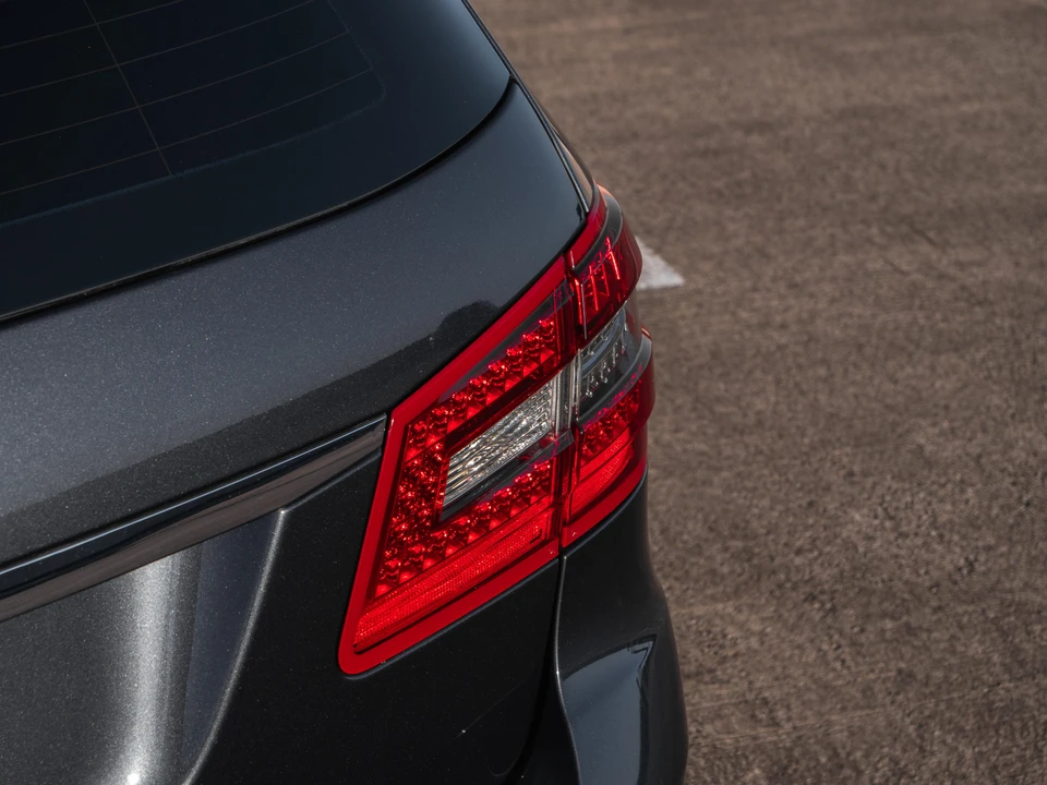 2012 Mercedes-Benz W212 E 63 AMG - Image 28 of 31