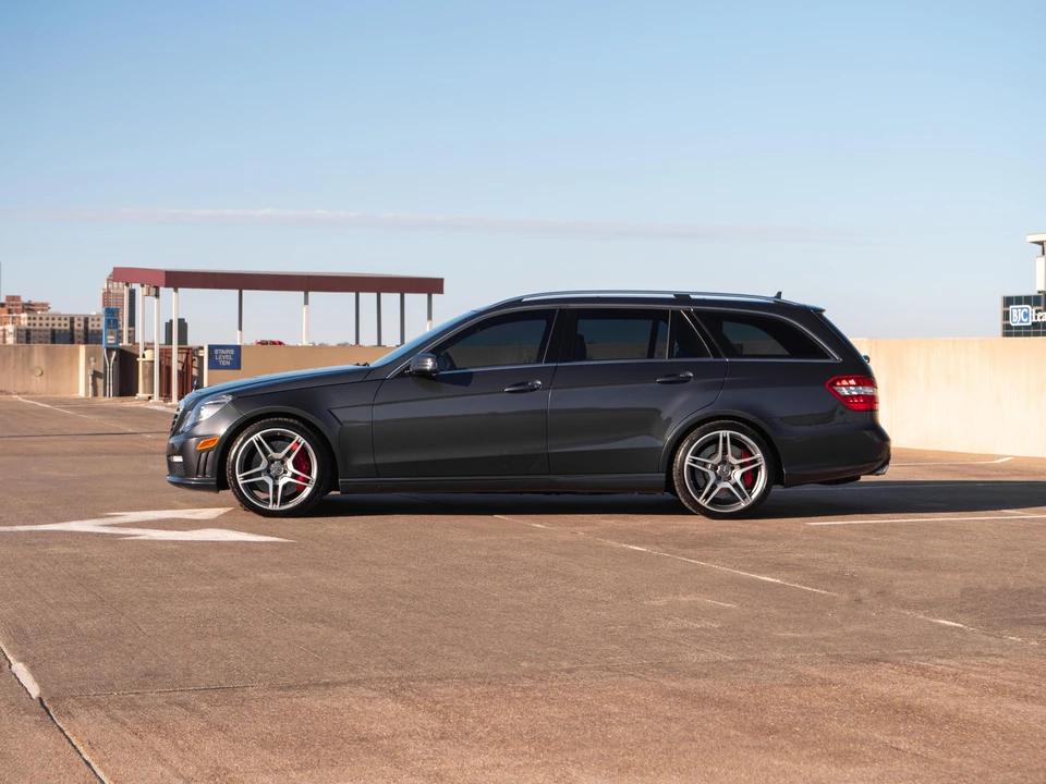 2012 Mercedes-Benz W212 E 63 AMG - Image 11 of 31