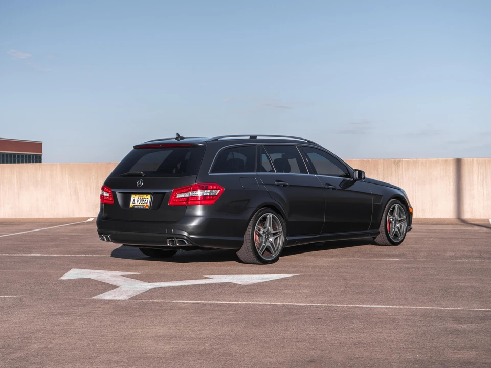 2012 Mercedes-Benz W212 E 63 AMG - Image 16 of 31