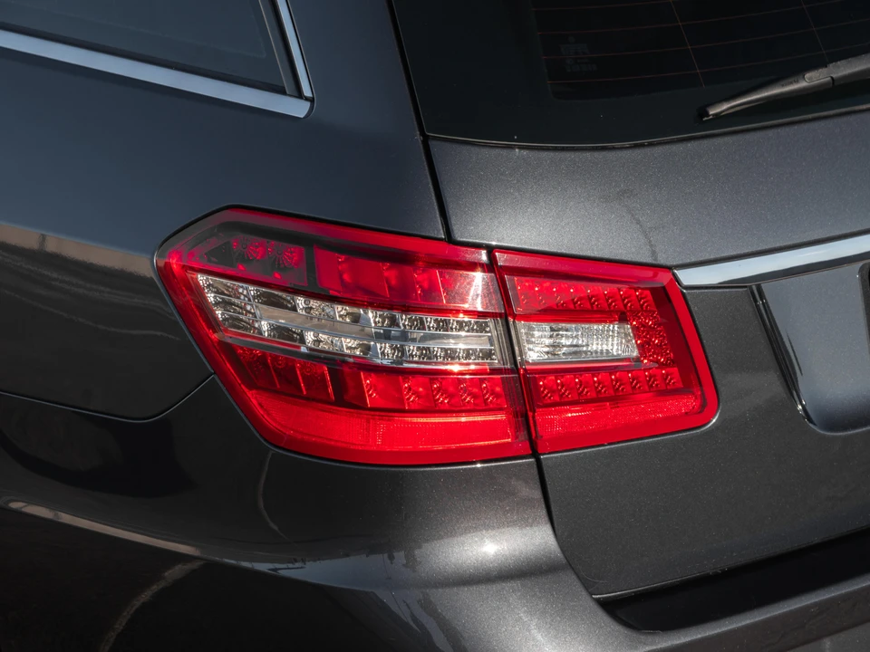 2012 Mercedes-Benz W212 E 63 AMG - Image 25 of 31