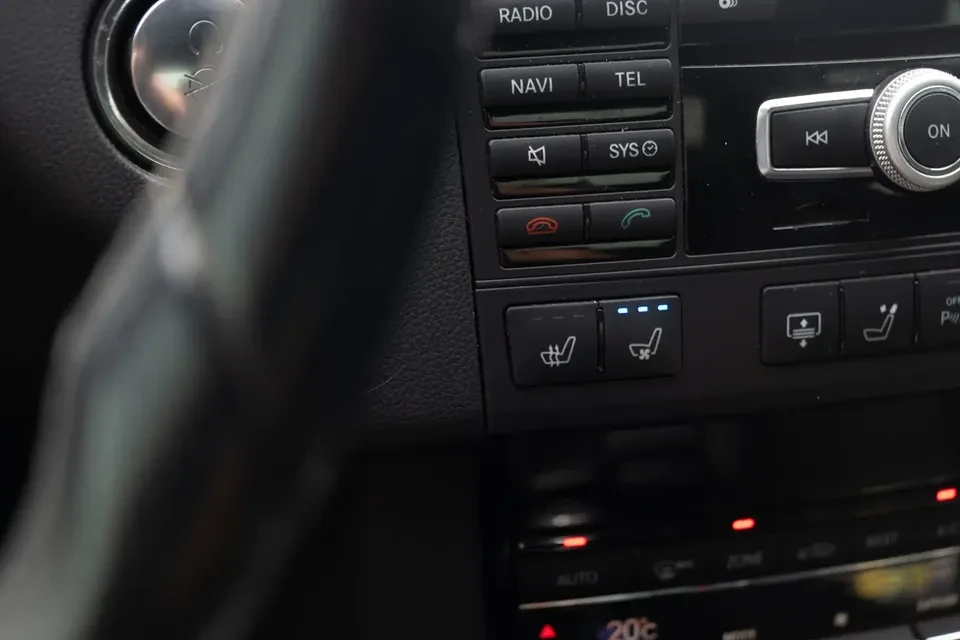 2012 Mercedes-Benz W212 E 63 AMG - Image 14 of 20