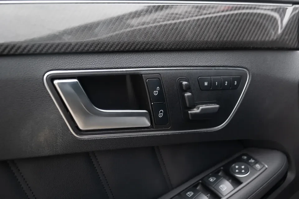 2012 Mercedes-Benz W212 E 63 AMG - Image 17 of 20
