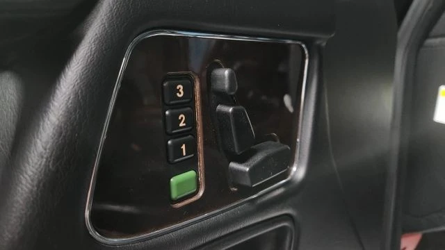 2012 Mercedes-Benz W463 G-Class - Image 13 of 21