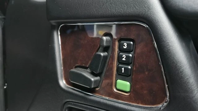 2012 Mercedes-Benz W463 G-Class - Image 18 of 21