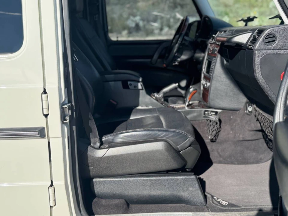 2012 Mercedes-Benz W463 G-Class - Image 8 of 23