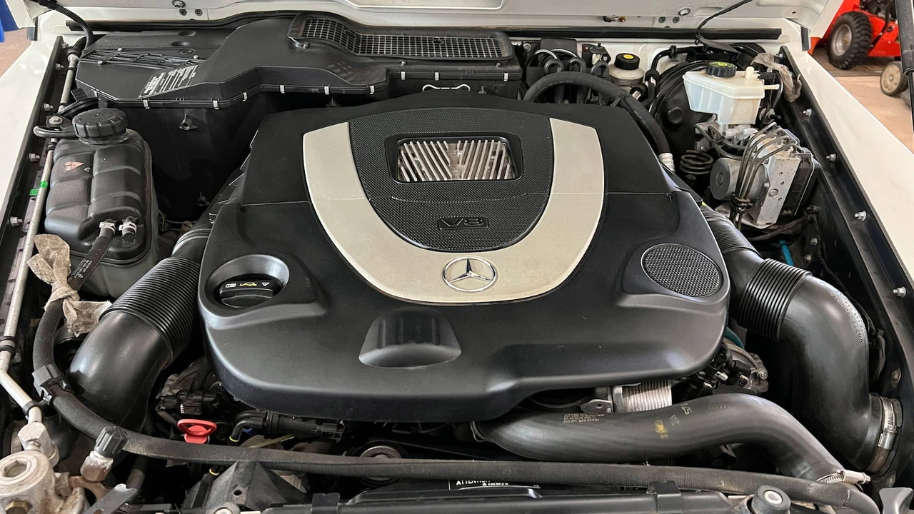 2012 Mercedes-Benz W463 G-Class - Image 10 of 21