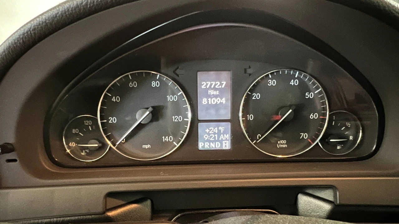 2012 Mercedes-Benz W463 G-Class - Image 13 of 21