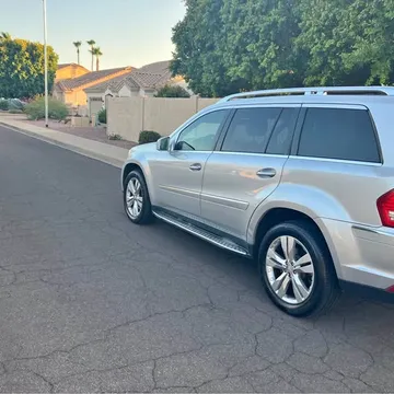 2012 Mercedes-Benz GL-Class GL 450 4MATIC Sport Utility 4D