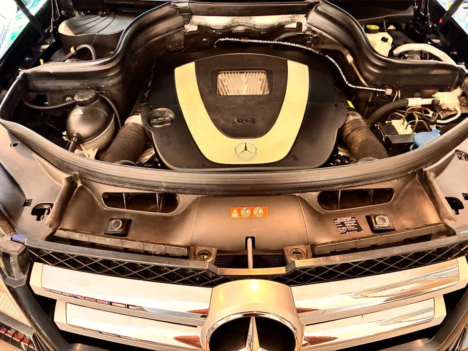 2012 Mercedes-Benz GLK-Class - Image 9 of 10