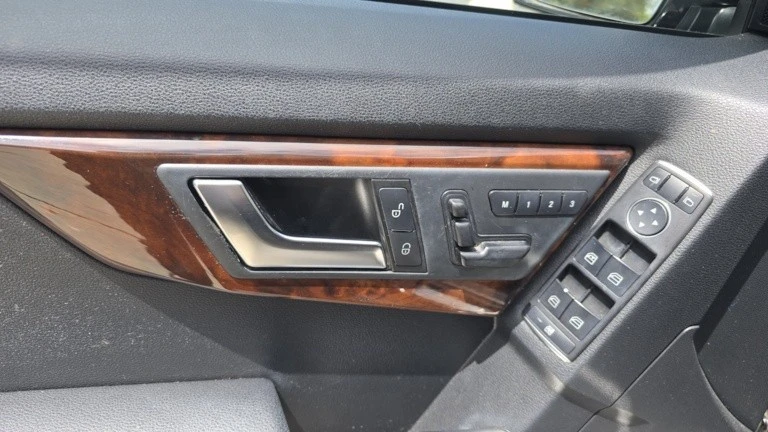 2012 Mercedes-Benz GLK-Class - Image 8 of 15