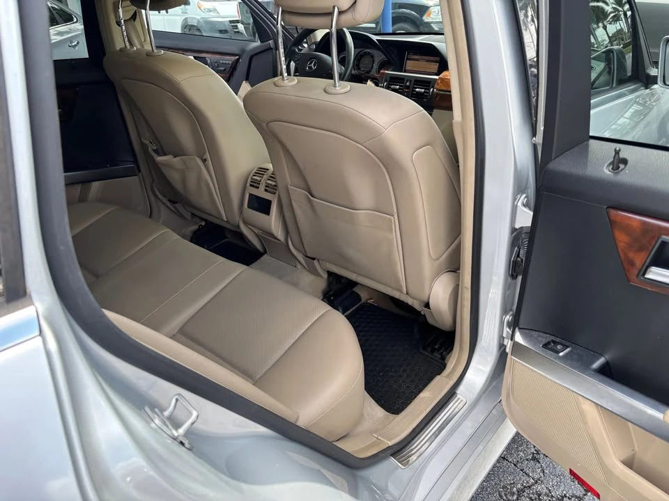 2012 Mercedes-Benz GLK-Class - Image 12 of 17