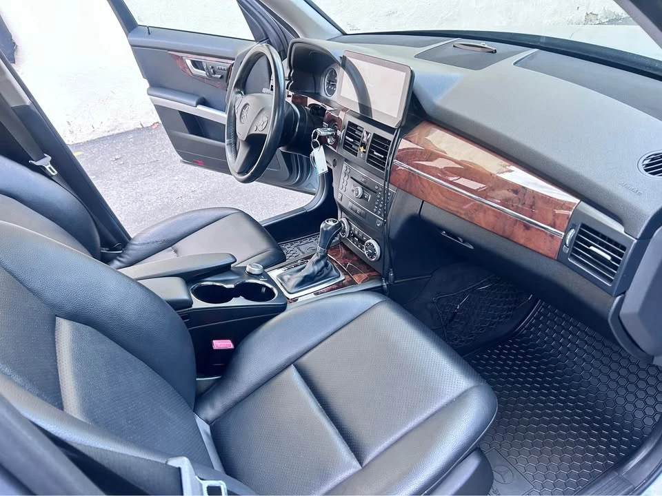 2012 Mercedes-Benz GLK-Class - Image 10 of 11