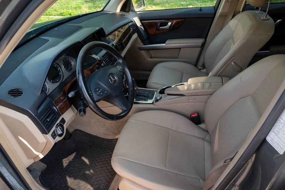 2012 Mercedes-Benz GLK-Class - Image 10 of 18