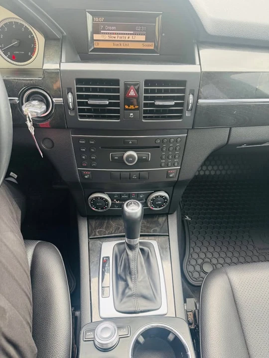 2012 Mercedes-Benz GLK-Class - Image 10 of 15