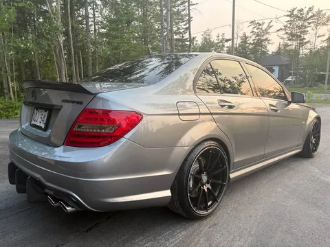 2012 Mercedes-Benz C63 AMG